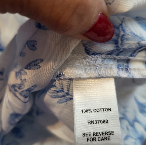 NWT CATO XS Cape TOWN Victoria Blue Floral One-Shoulder Top - Picture 3 of 12
